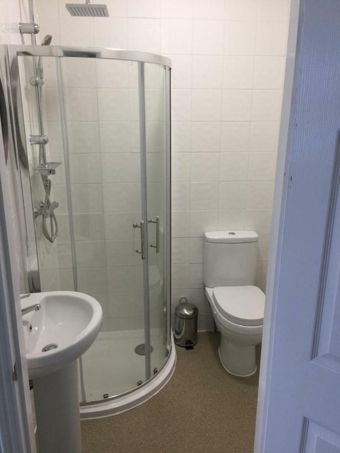 Good Intent Rooms Waltham Abbey Buitenkant foto